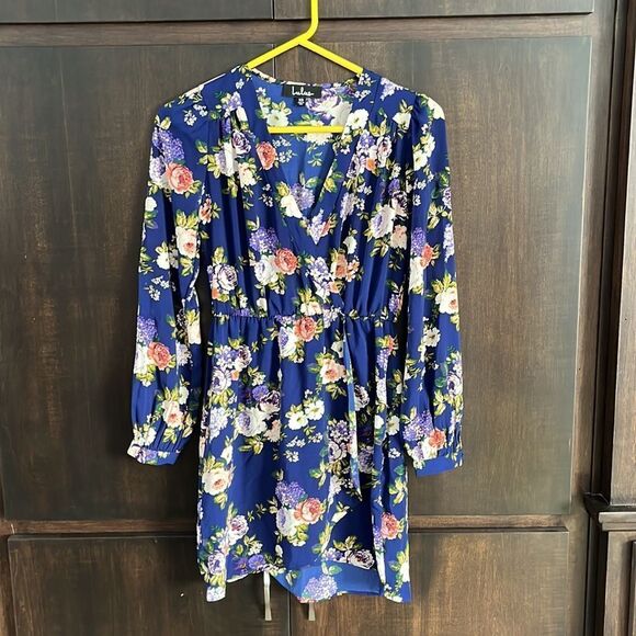 LULU'S Honey Punch Floral That's A Wrap Dress XS - Picture 2 of 6